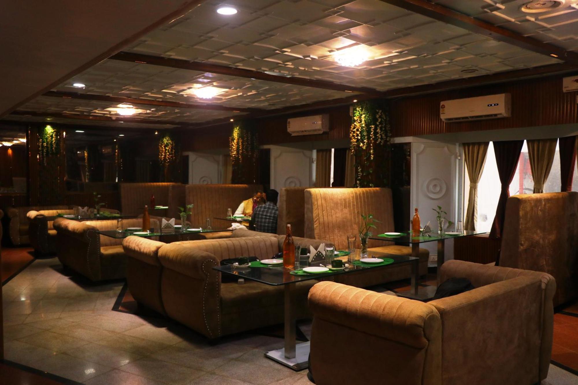 Hotel Samrat International パトナー エクステリア 写真